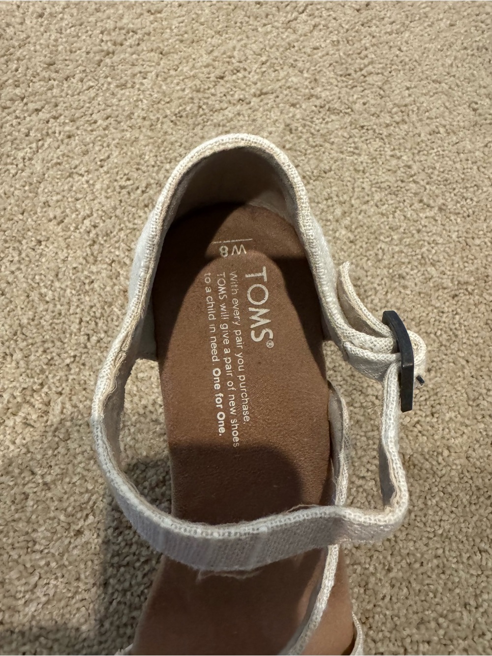 TOMS Cream Cross-Strap Ankle Strap Sandals - Picture 5 of 7